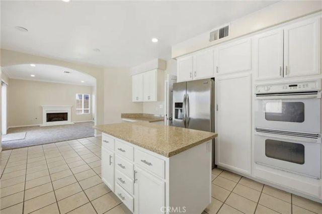 18112 Osborne, Northridge, CA 91325