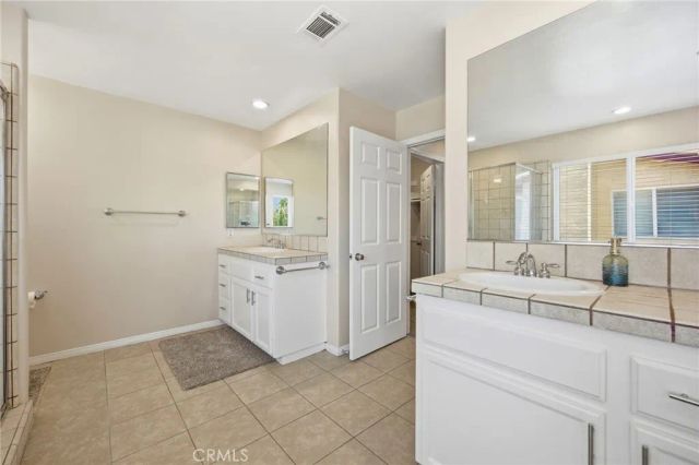 18112 Osborne, Northridge, CA 91325