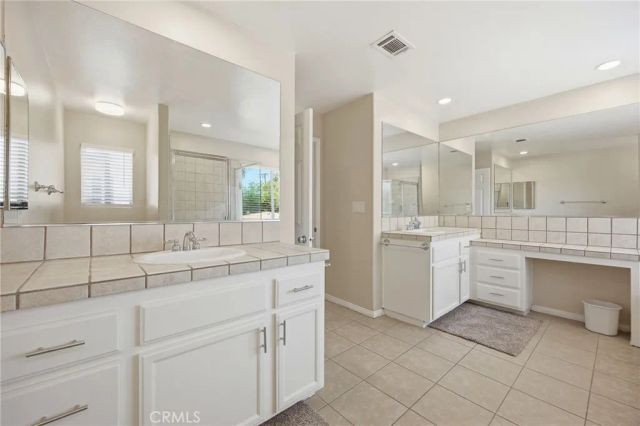 18112 Osborne, Northridge, CA 91325