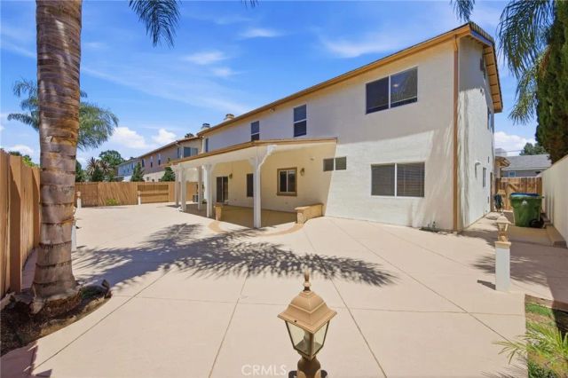 18112 Osborne, Northridge, CA 91325