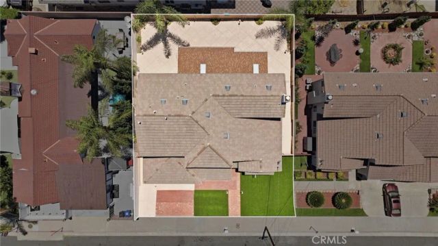 18112 Osborne, Northridge, CA 91325