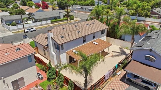 18112 Osborne, Northridge, CA 91325