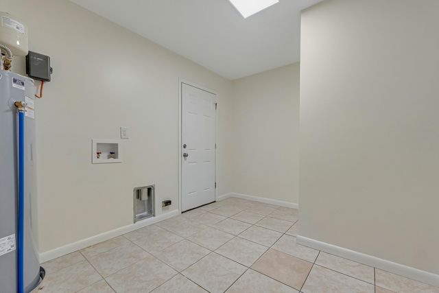 15 Oak Lane, Shalimar, FL 32579