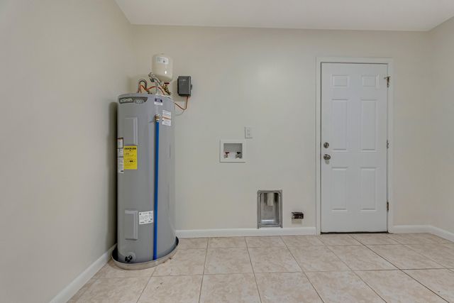 15 Oak Lane, Shalimar, FL 32579