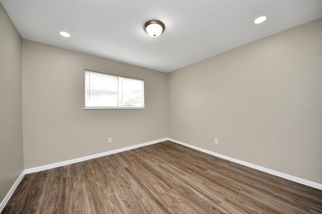 1736 Crestdale Drive 6, Houston, TX 77080