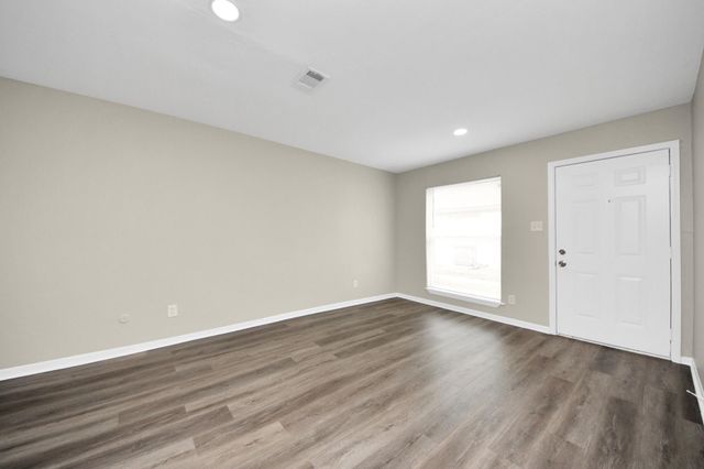 1736 Crestdale Drive 6, Houston, TX 77080