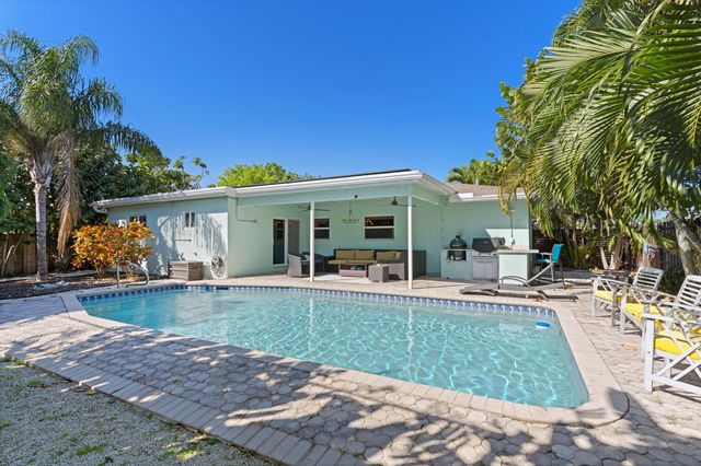 136 Oregon Lane, Boca Raton, FL 33487