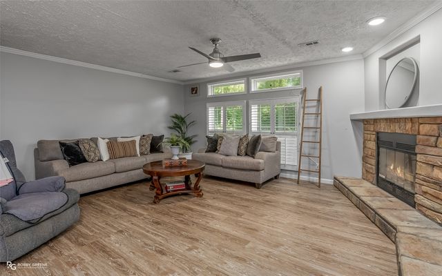 8287 Jefferson Paige Road, Shreveport, LA 71119