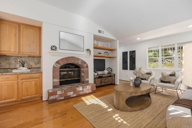 1911 La Subida Way, San Marcos, CA 92078