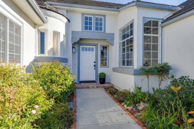 1911 La Subida Way, San Marcos, CA 92078