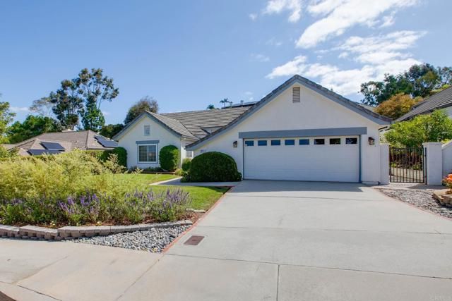 1911 La Subida Way, San Marcos, CA 92078