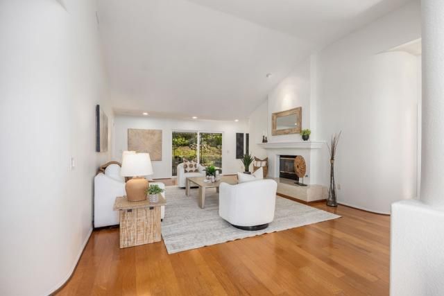 1911 La Subida Way, San Marcos, CA 92078