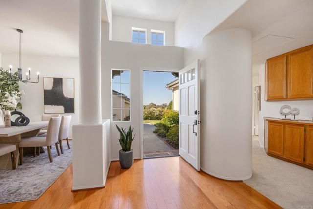 1911 La Subida Way, San Marcos, CA 92078