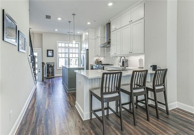 4321 Parkside Place, Atlanta, GA 30342