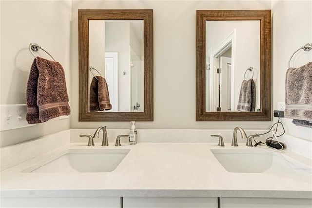 4321 Parkside Place, Atlanta, GA 30342