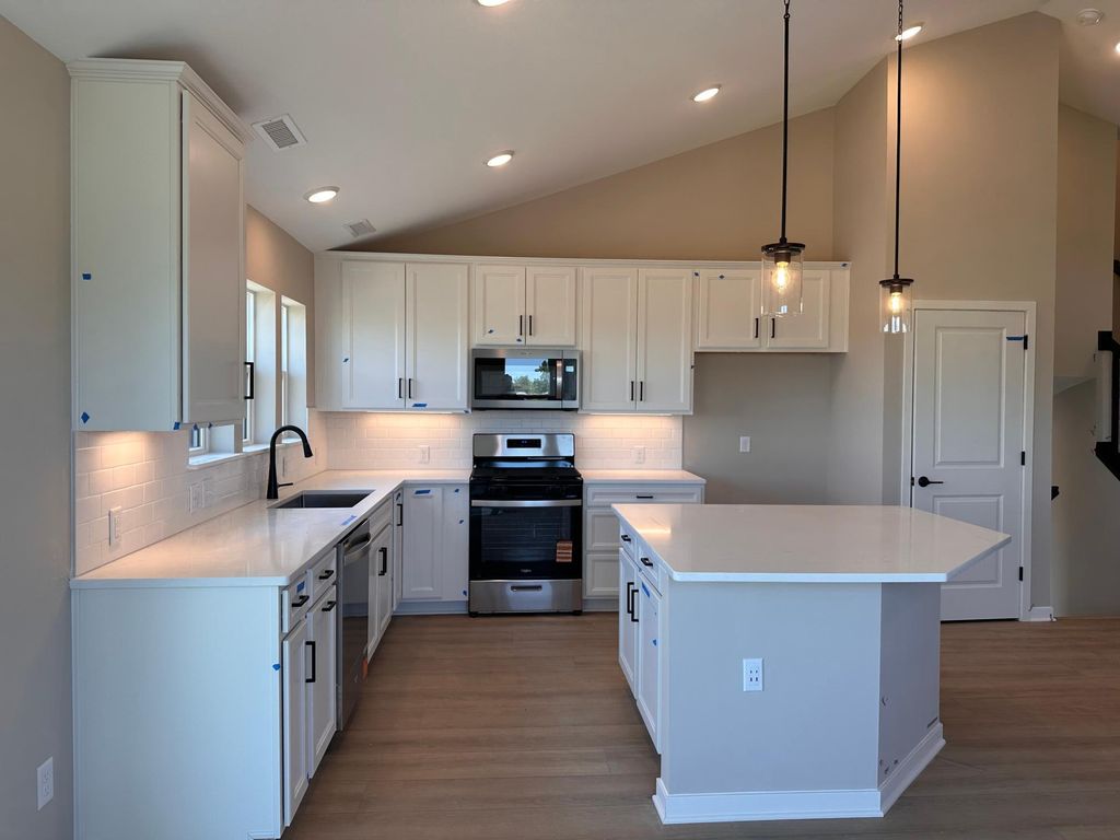 1649 Lund Way, Shakopee, MN 55379 — photo 3