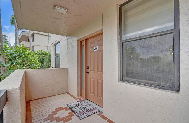 2768 Carambola Circle S 301, Coconut Creek, FL 33066