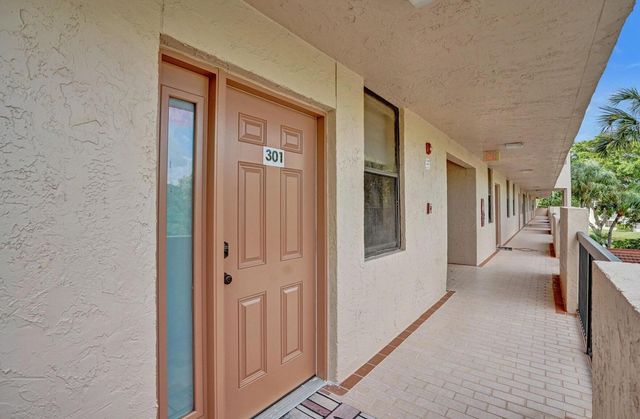 2768 Carambola Circle S 301, Coconut Creek, FL 33066