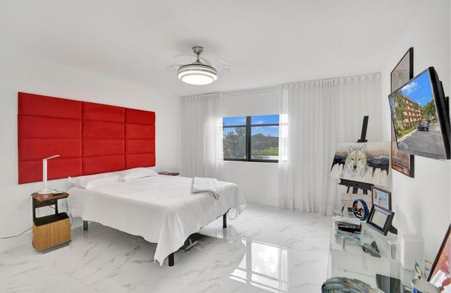 2768 Carambola Circle S 301, Coconut Creek, FL 33066