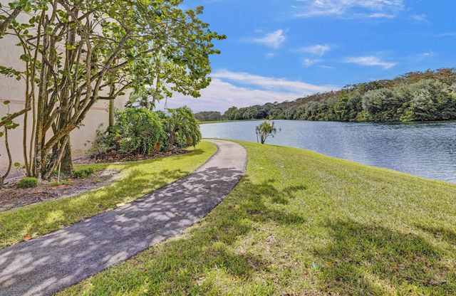 2768 Carambola Circle S 301, Coconut Creek, FL 33066
