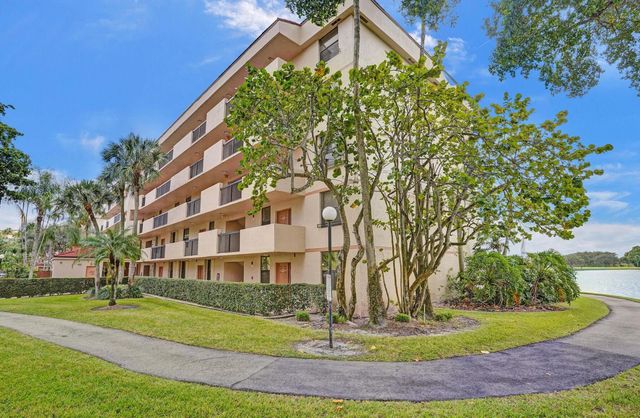 2768 Carambola Circle S 301, Coconut Creek, FL 33066