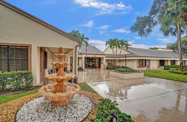 2768 Carambola Circle S 301, Coconut Creek, FL 33066