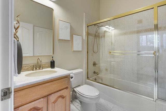 50 Ralphs Way, Hollister, CA 95023