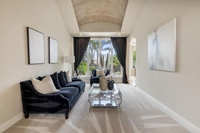50 Ralphs Way, Hollister, CA 95023