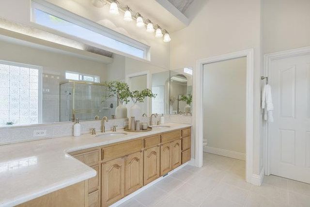 50 Ralphs Way, Hollister, CA 95023
