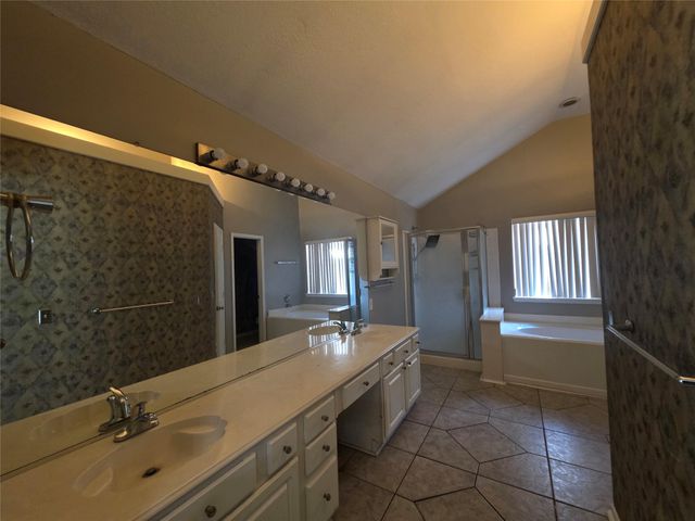 7127 Oak Walk Drive, Humble, TX 77346