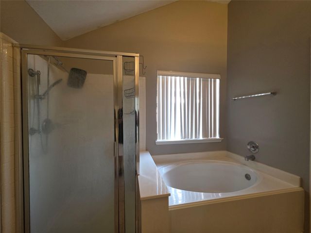 7127 Oak Walk Drive, Humble, TX 77346
