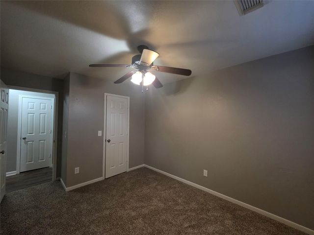 7127 Oak Walk Drive, Humble, TX 77346