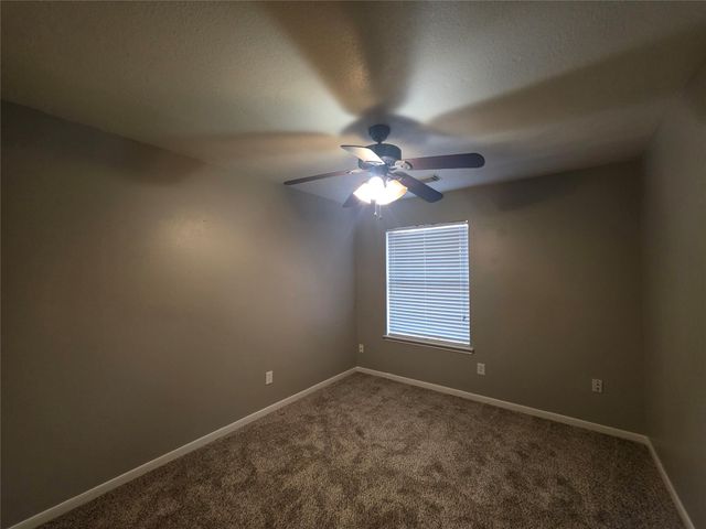 7127 Oak Walk Drive, Humble, TX 77346