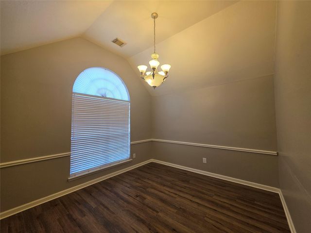 7127 Oak Walk Drive, Humble, TX 77346