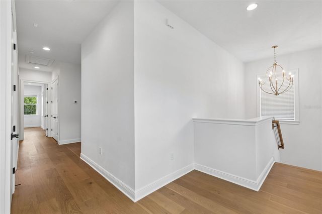 3122 W SAN JOSE STREET, Tampa, FL 33629