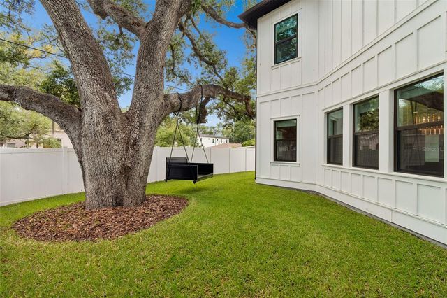 3122 W SAN JOSE STREET, Tampa, FL 33629