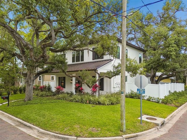 3122 W SAN JOSE STREET, Tampa, FL 33629