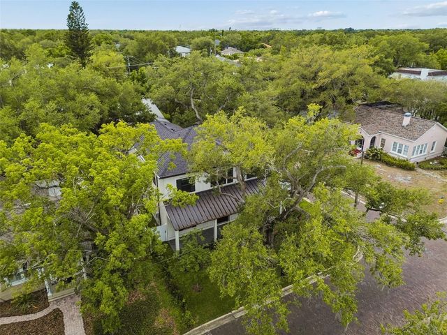 3122 W SAN JOSE STREET, Tampa, FL 33629