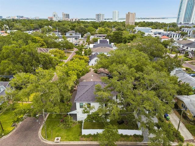 3122 W SAN JOSE STREET, Tampa, FL 33629