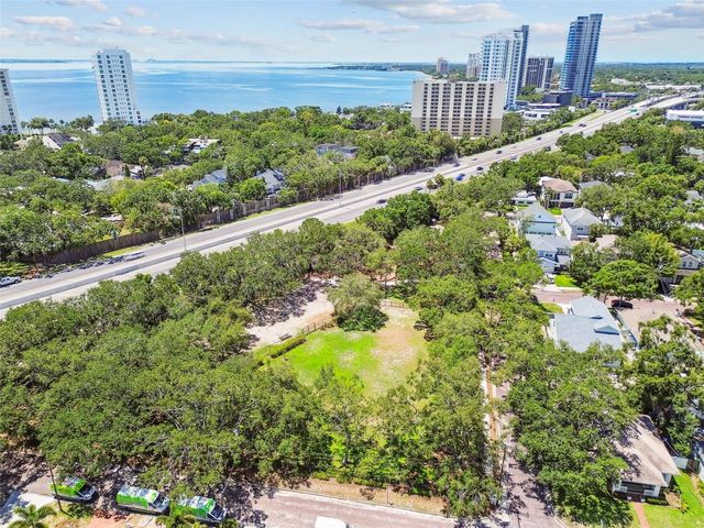 3122 W SAN JOSE STREET, Tampa, FL 33629