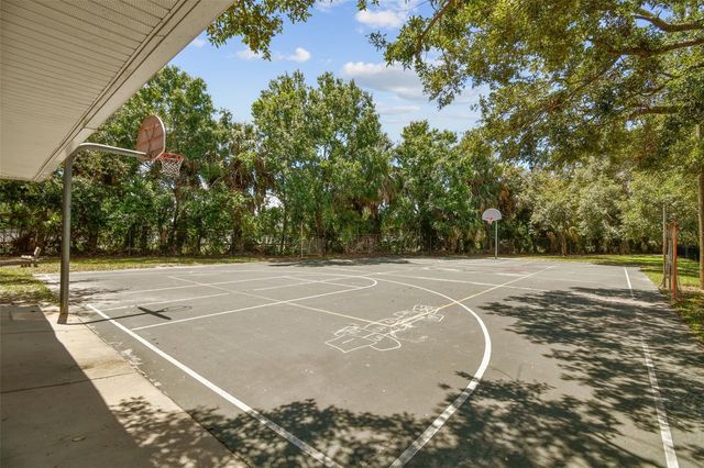 3122 W SAN JOSE STREET, Tampa, FL 33629