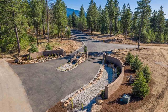 37 N West Starr Ln, Liberty Lake, WA 99019