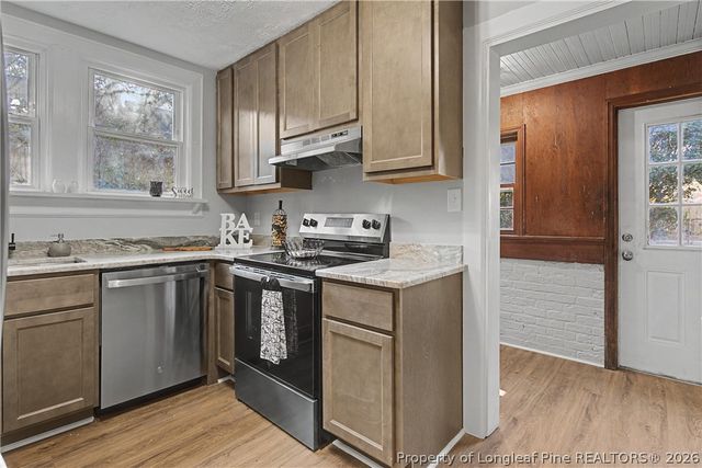 207 Hillcrest Avenue, Fayetteville, NC 28305