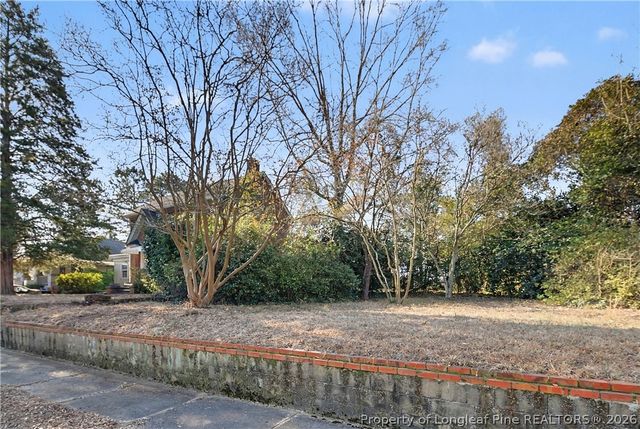 207 Hillcrest Avenue, Fayetteville, NC 28305