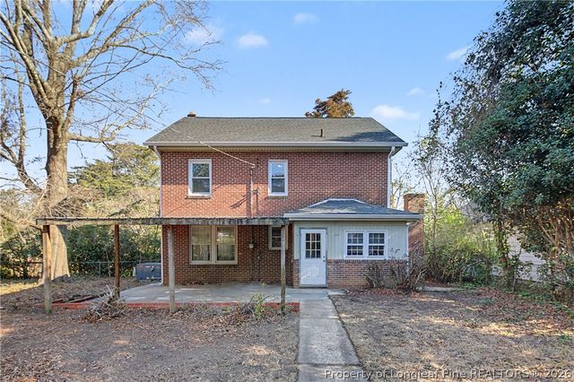 207 Hillcrest Avenue, Fayetteville, NC 28305