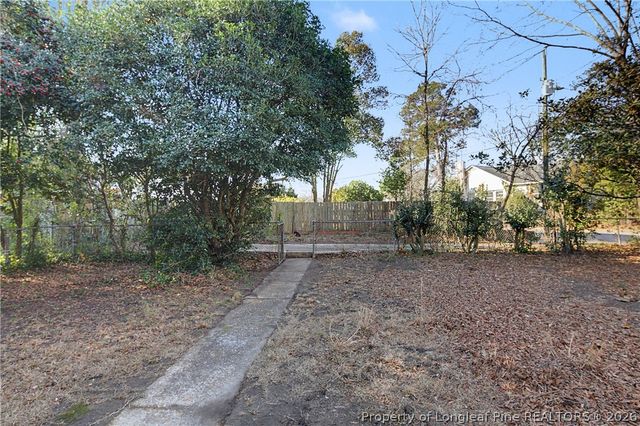 207 Hillcrest Avenue, Fayetteville, NC 28305