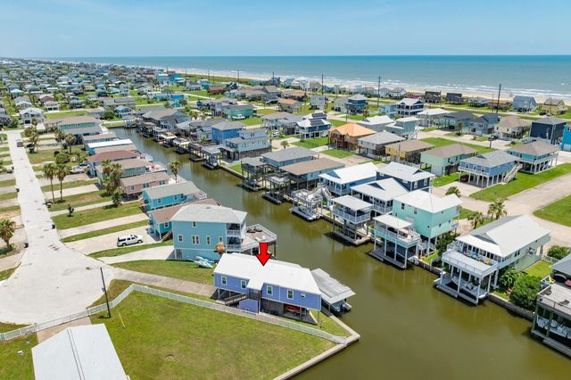 22127 Zapata Drive, Galveston, TX 77554