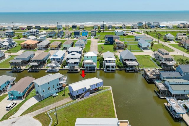 22127 Zapata Drive, Galveston, TX 77554