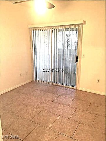 8417 Running Deer Avenue 101, Las Vegas, NV 89145