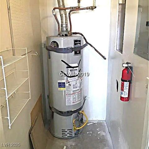 8417 Running Deer Avenue 101, Las Vegas, NV 89145